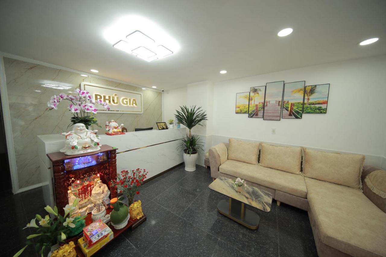 Phu Gia Bui Vien Hotel Хошимін Екстер'єр фото